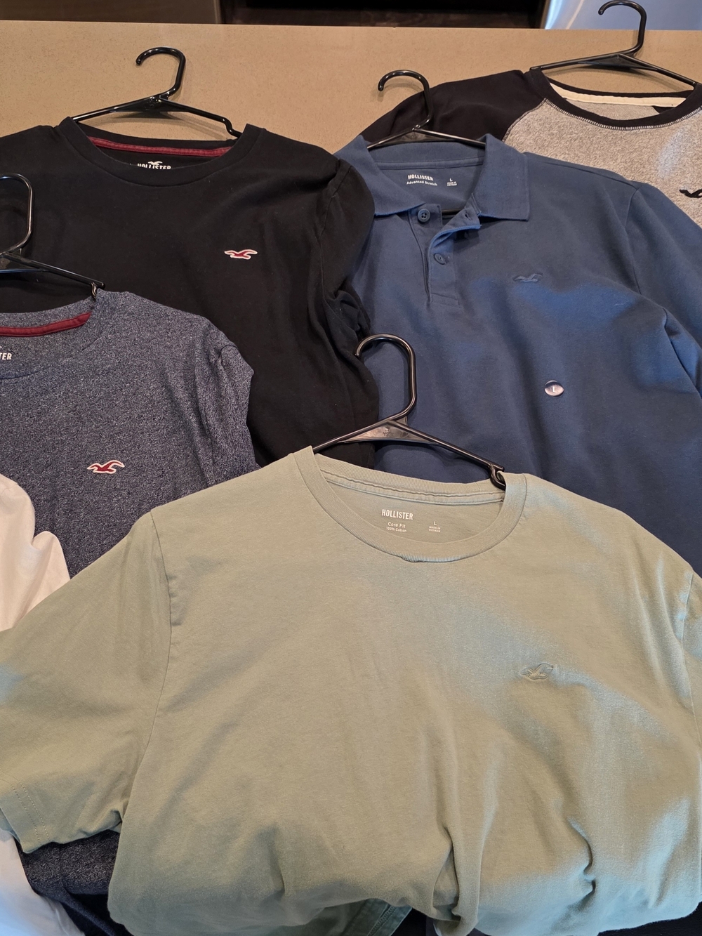 Hollister Mens Lot